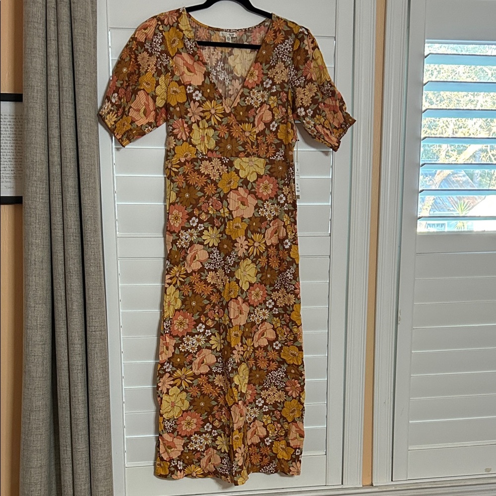 NWT Billabong x Salty Blonde Floral Dress
